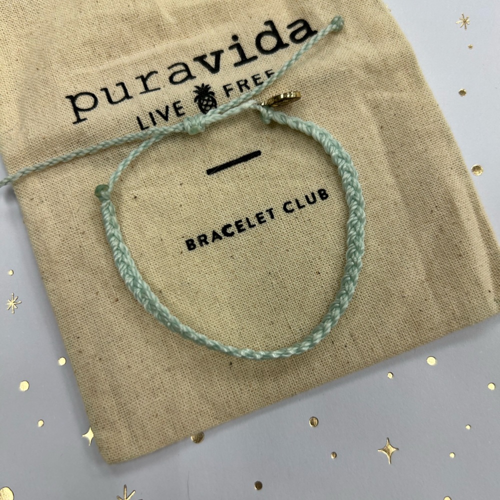 Pura Vida exclusive club bracelet never worn brand new! Waterproof and durable!